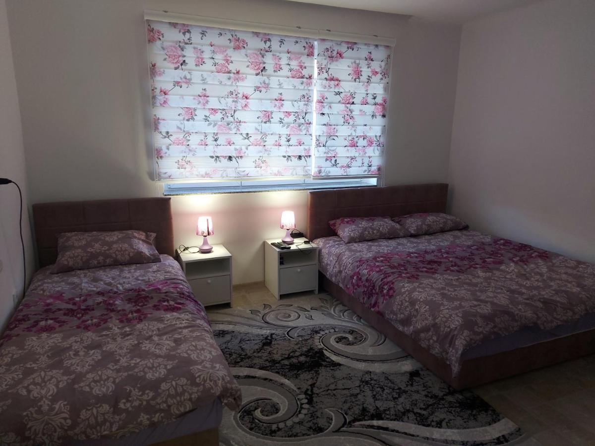 Lovely, Neat And Quite Apartment Dalia, Private Parking Sarajewo Zewnętrze zdjęcie