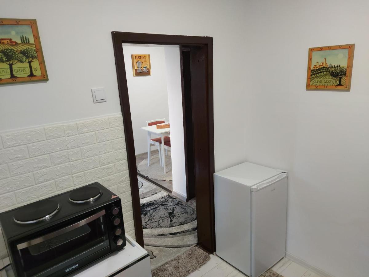 Lovely, Neat And Quite Apartment Dalia, Private Parking Sarajewo Zewnętrze zdjęcie